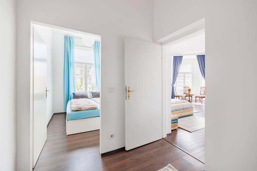 Charming Spacious Apartment 비엔나 외부 사진